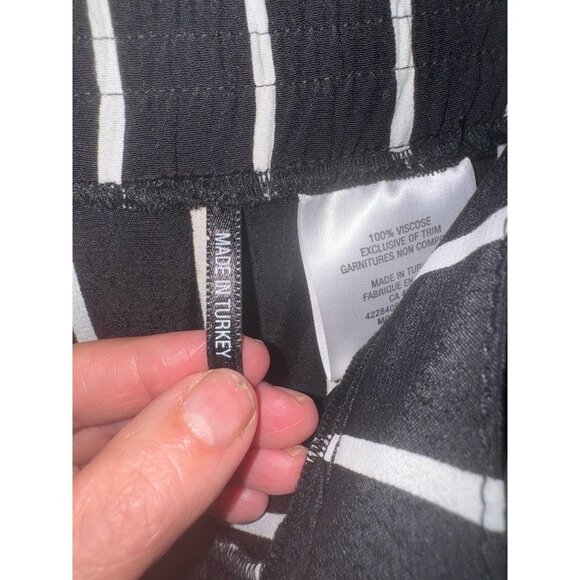 Jane & John Office Siren Corpcore 16 Black/White Pin Stripe Wide Leg  Pants - Picture 7 of 11